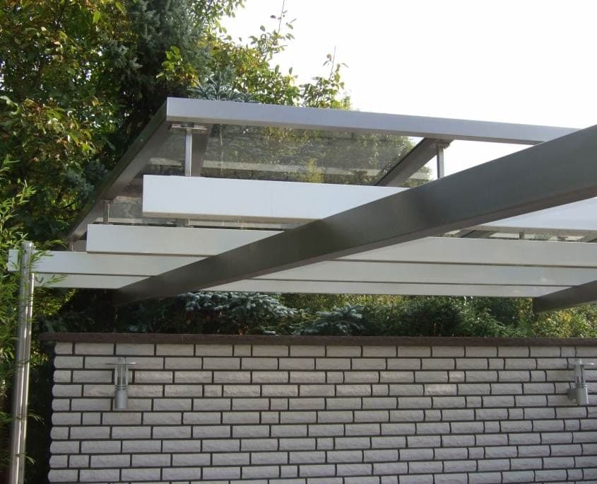 Überdachungen & Carports